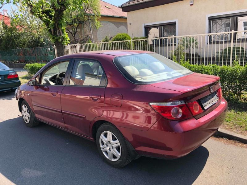 Honda CITY 2007-es évjáratú BALKORMÁNYOS.