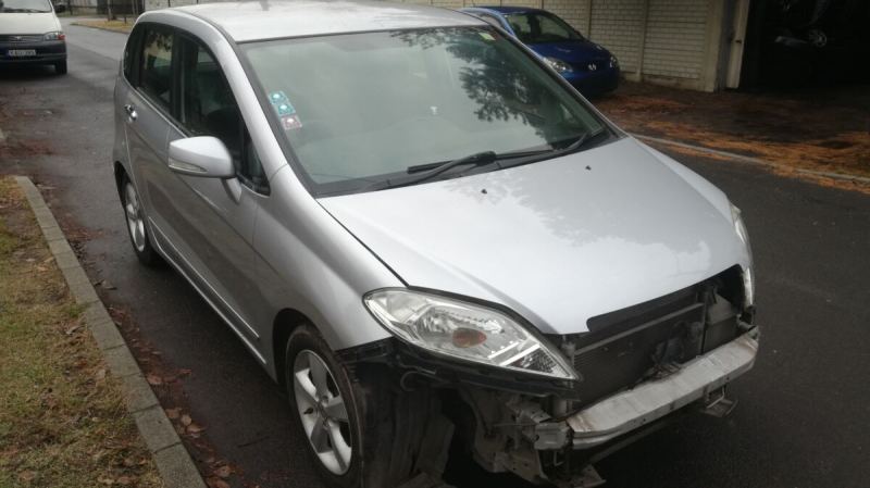Bontásra Érkezett!!!Honda FR-V 2.2 i-ctdi bontott alkatrészek