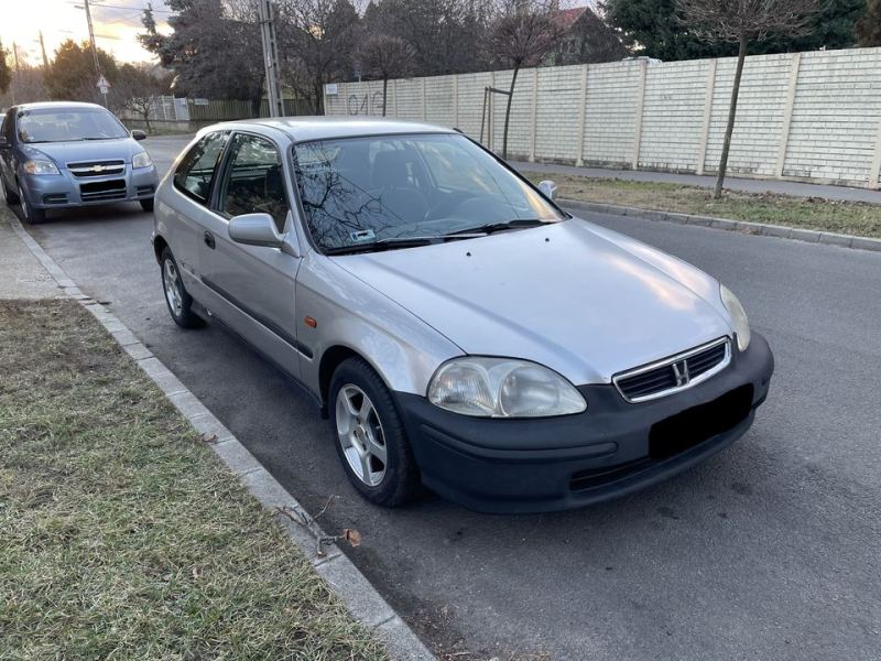 Bontásra Érkezett!!!Honda Civic 1.4i  Érkezett 2021.12.22.