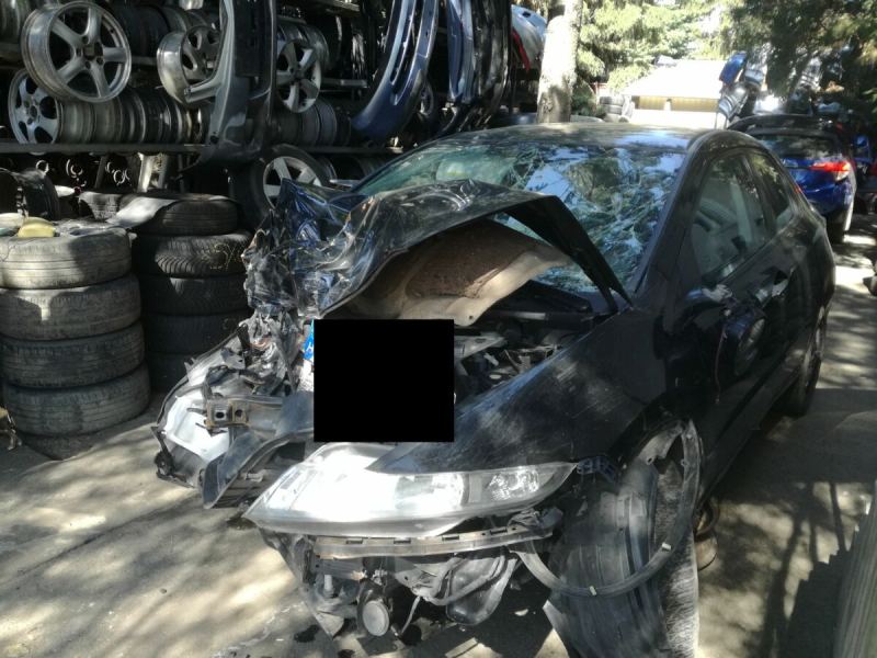 Bontásra Érkezett!!!Honda Civic 1.4i 2010-es évjárat színkód:NH731P 2022.05.05.